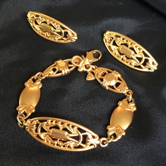 Gold Brushed Ornate Link Bracelet & Stud Earrings - Picture 1 of 5